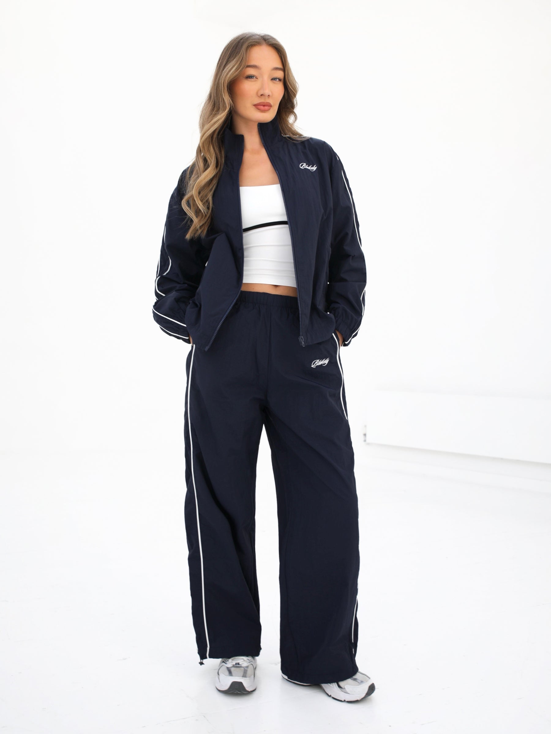 Off Duty Parachute Trousers - Navy