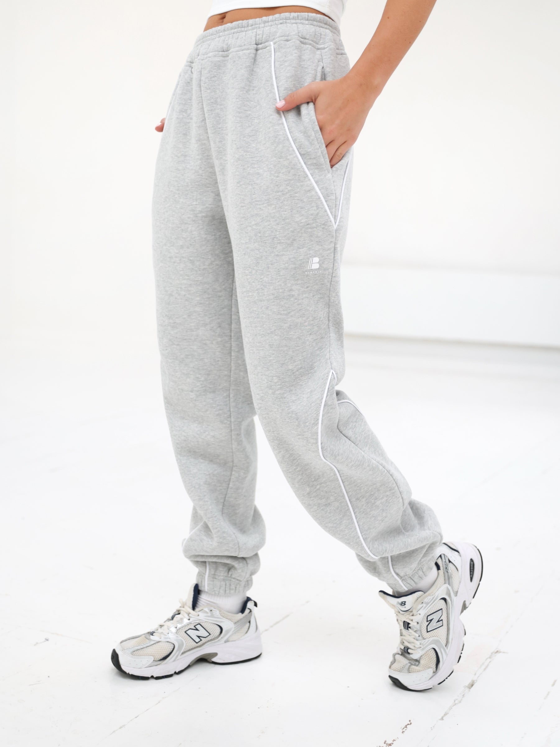 Seam Sweatpants - Marl Grey