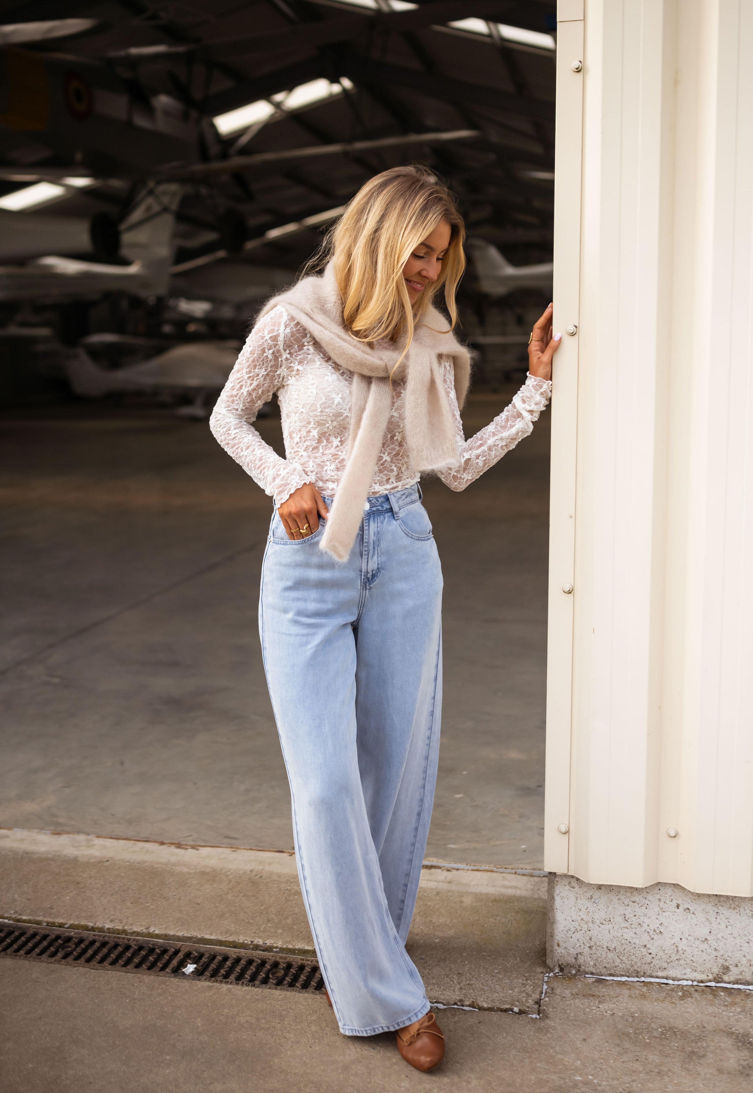 MODYZA | VALDA SWEATER BEIGE