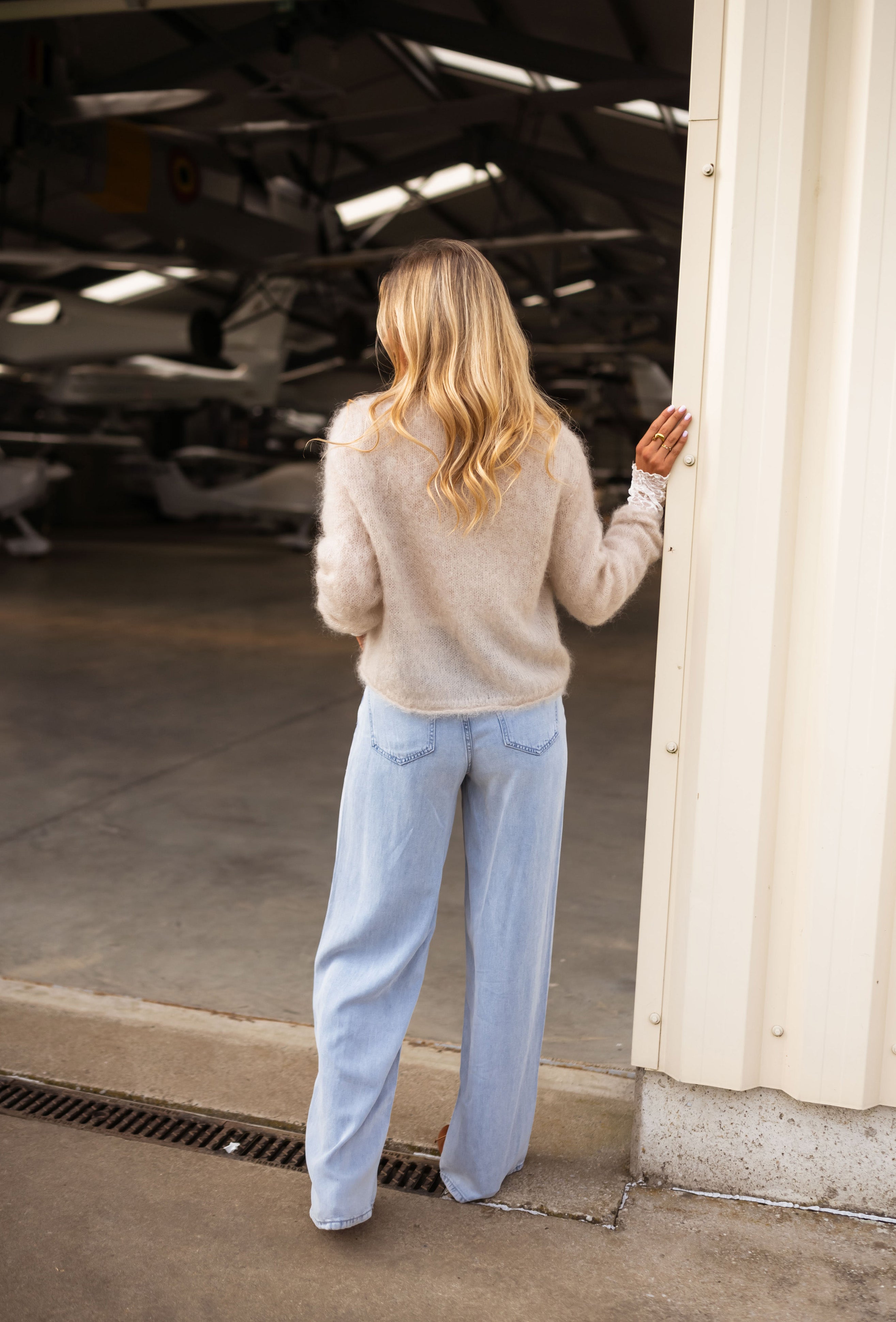 MODYZA | VALDA SWEATER BEIGE
